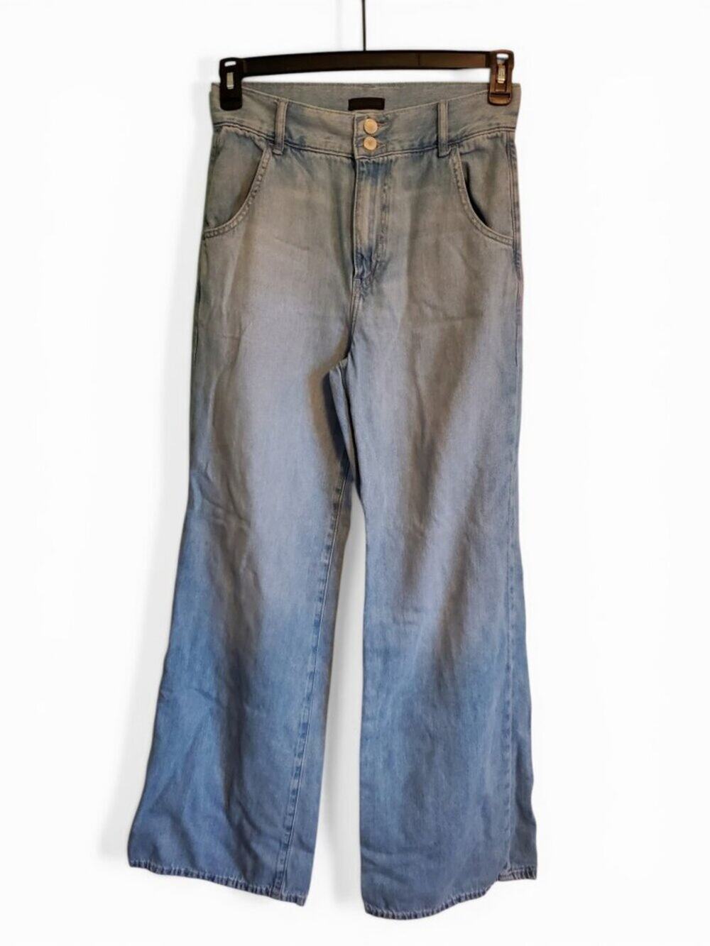 Uniqlo Drapey Wide Leg Light Wash Denim Blue Jeans Women's Size 26